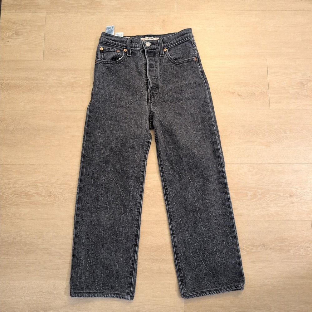 Levis Premium Women Size 25 Ribcage Straight Ankle Jeans Washed Black High Rise
